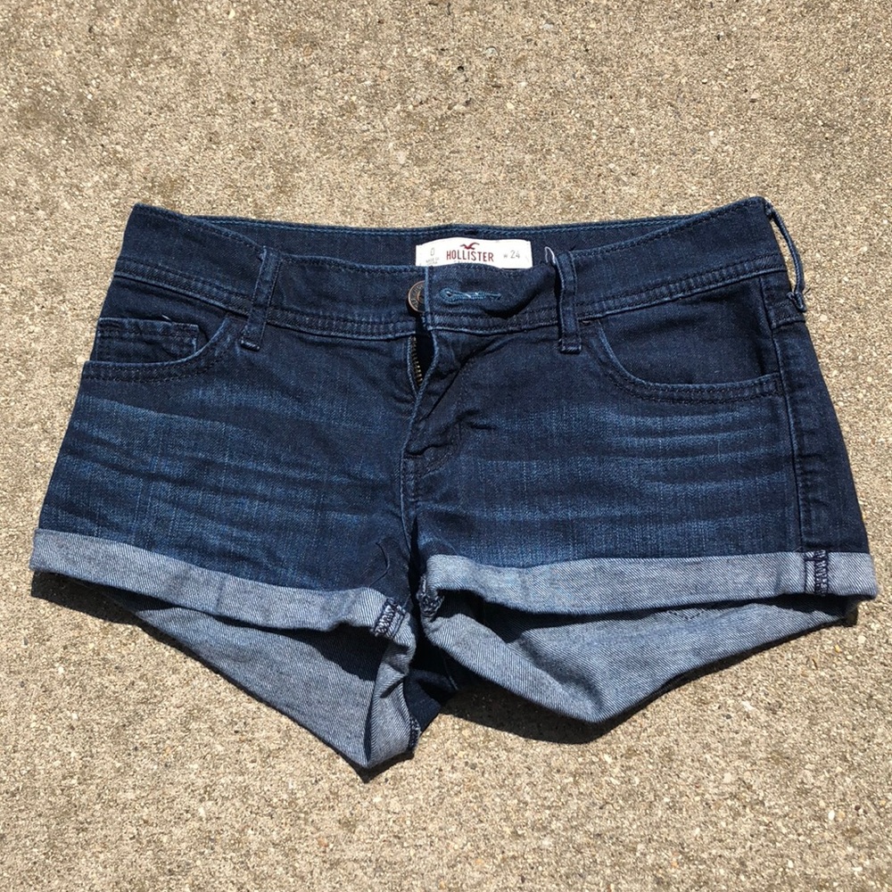 Hollister dark wash denim shorts size 0